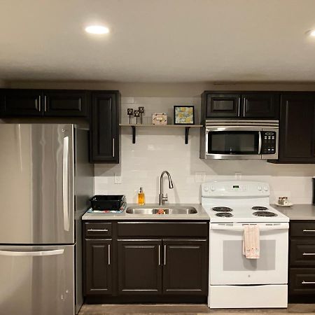 Cozy Getaway Near Slc Airport & Downtown - 1St Floor Apartment سالت ليك سيتي المظهر الخارجي الصورة