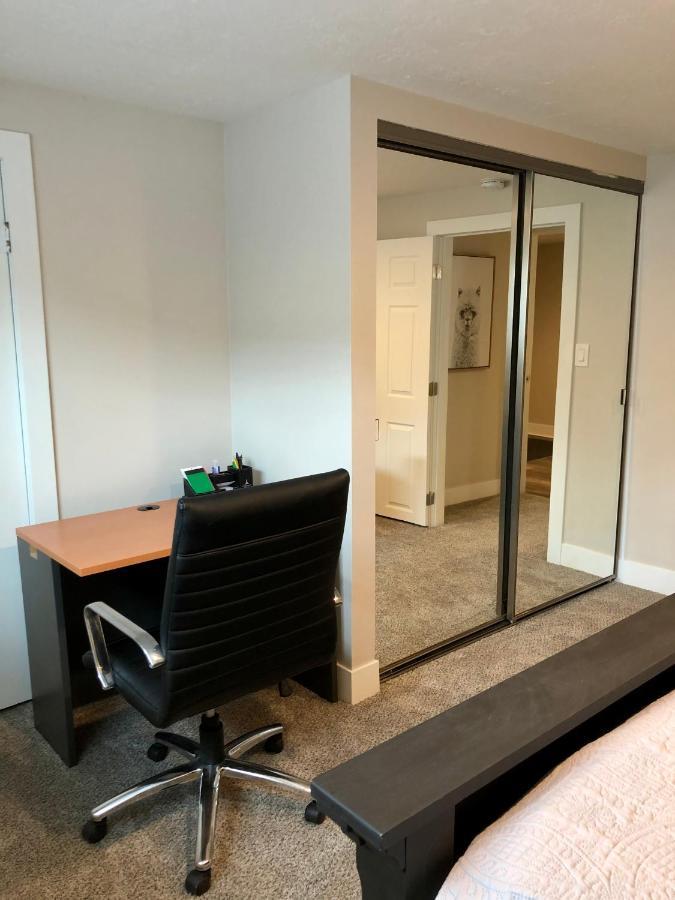 Cozy Getaway Near Slc Airport & Downtown - 1St Floor Apartment سالت ليك سيتي المظهر الخارجي الصورة